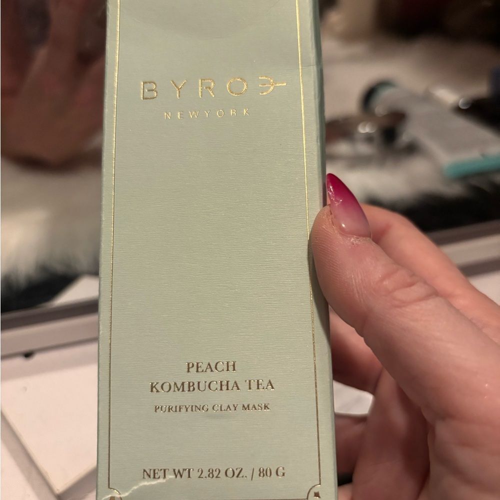 BYROE Peach Kombucha Tea Purifying Clay Mask